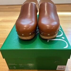 J. Crew Convertible leather clogs size 5